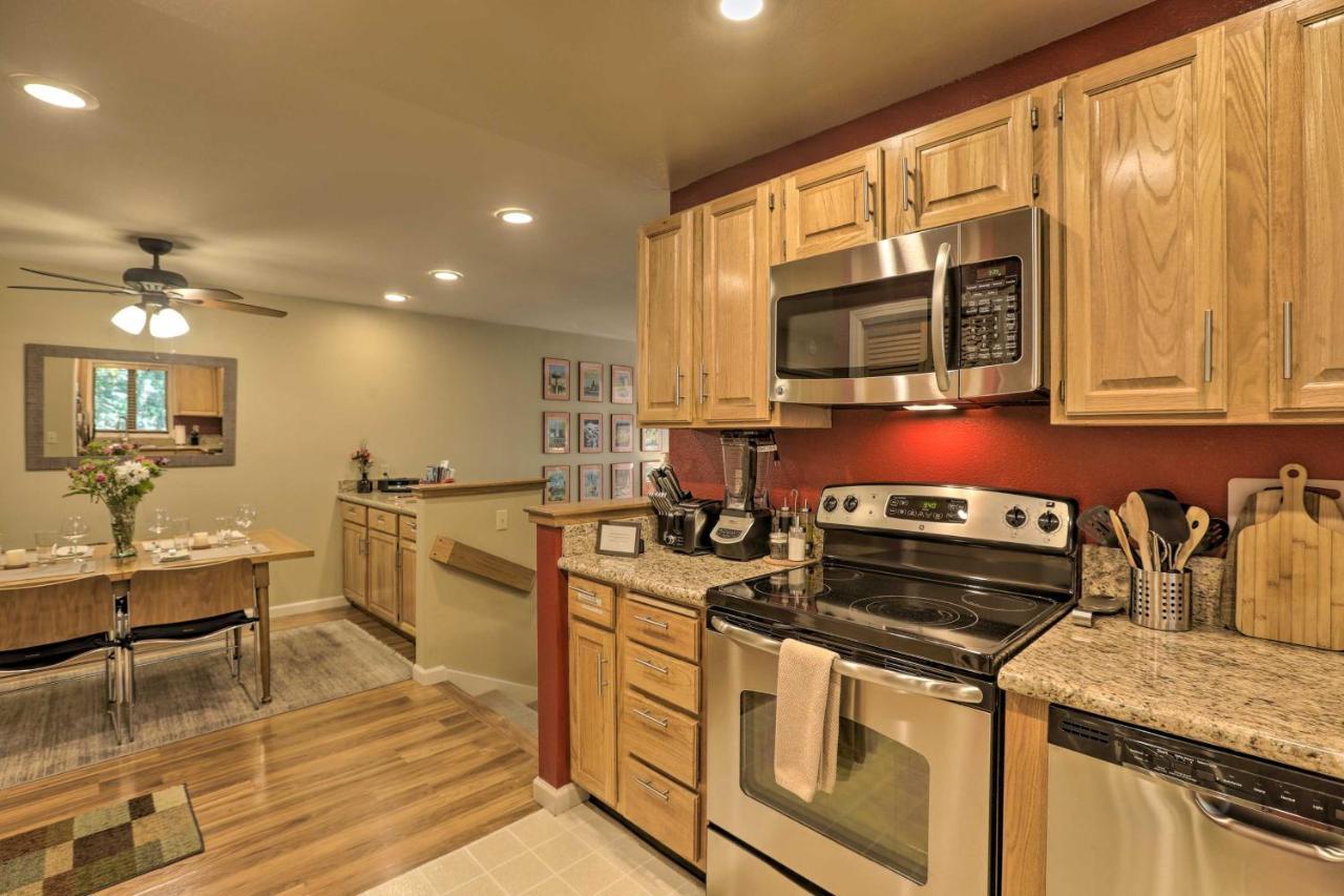 אינקליין וילג' Corner-Unit Condo With Grill Walk To Lake Tahoe! מראה חיצוני תמונה