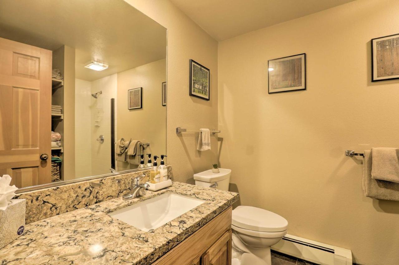 אינקליין וילג' Corner-Unit Condo With Grill Walk To Lake Tahoe! מראה חיצוני תמונה