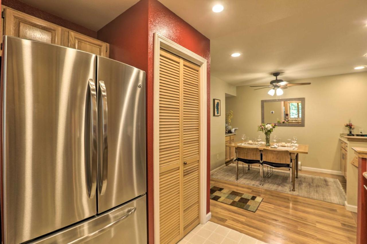 אינקליין וילג' Corner-Unit Condo With Grill Walk To Lake Tahoe! מראה חיצוני תמונה